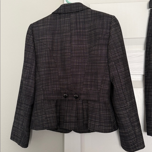 Tahari ASL 2 piece Skirt Suit Set Petite Size 4P EUC - Picture 10 of 13